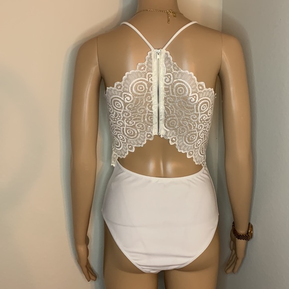 White bodysuit - Picture 4 of 8